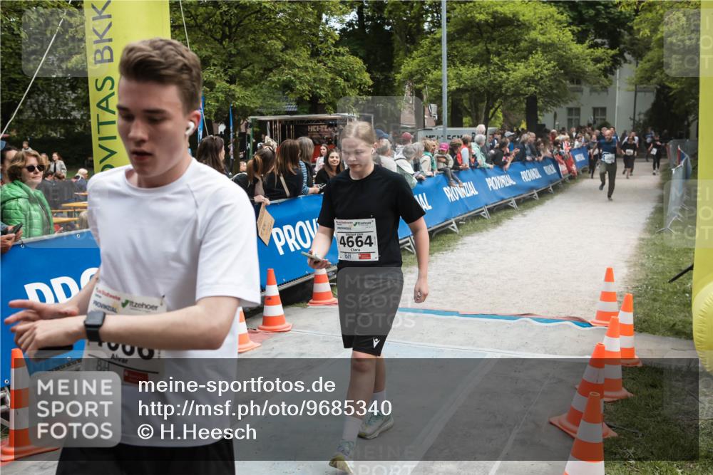 09.05.2026 - Störlauf H.Heesch http://msf.ph/oto/9685340 09.05.2026 19:02:03 Ziel 4664 meine-sportfotos.de