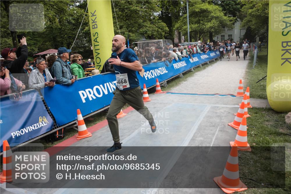 09.05.2026 - Störlauf H.Heesch http://msf.ph/oto/9685345 09.05.2026 19:02:06 Ziel 4668 meine-sportfotos.de