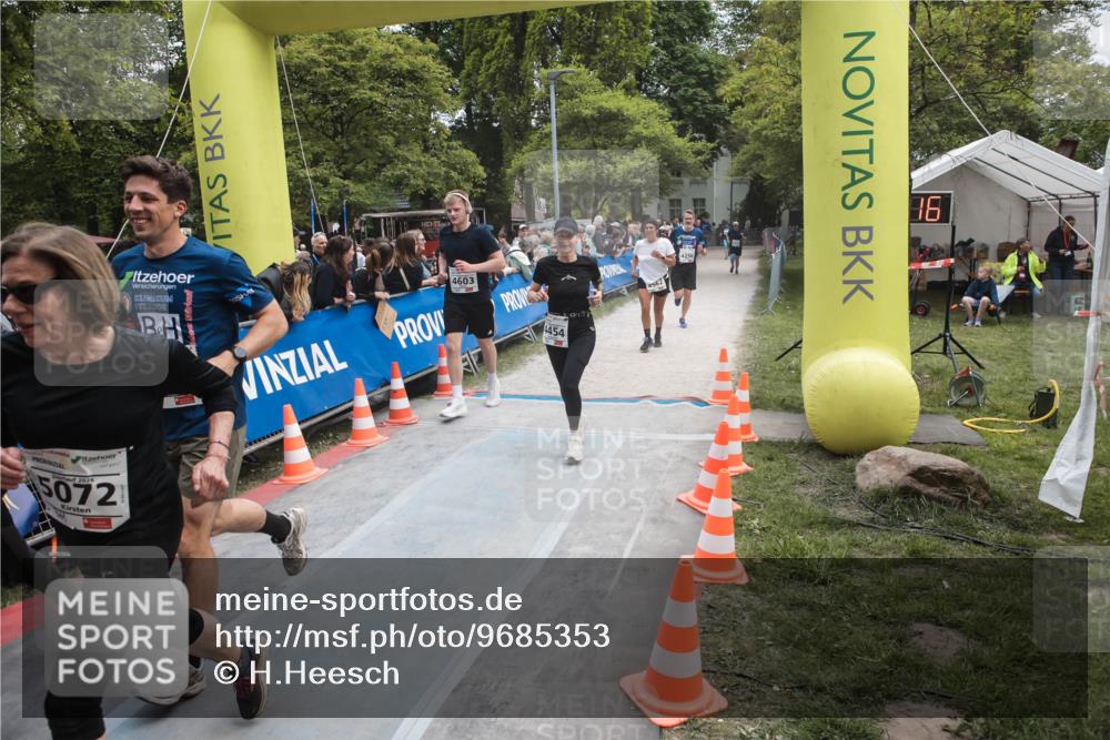 09.05.2026 - Störlauf H.Heesch http://msf.ph/oto/9685353 09.05.2026 19:02:13 Ziel 2026, 5072, 4603, 4454, 86 meine-sportfotos.de