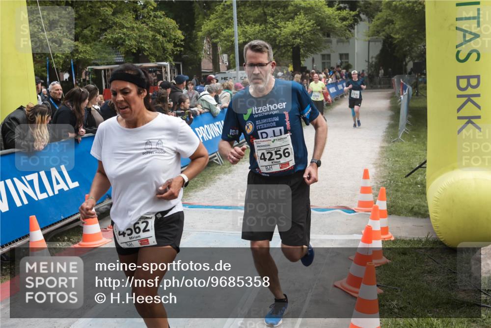 09.05.2026 - Störlauf H.Heesch http://msf.ph/oto/9685358 09.05.2026 19:02:15 Ziel 2026, 4256, 4062, 4905, 5115 meine-sportfotos.de