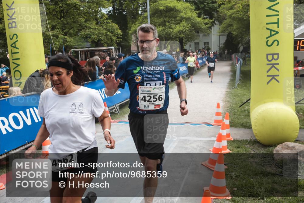 09.05.2026 - Störlauf H.Heesch http://msf.ph/oto/9685359 09.05.2026 19:02:16 Ziel 2020, 4256, 4562, 75 meine-sportfotos.de