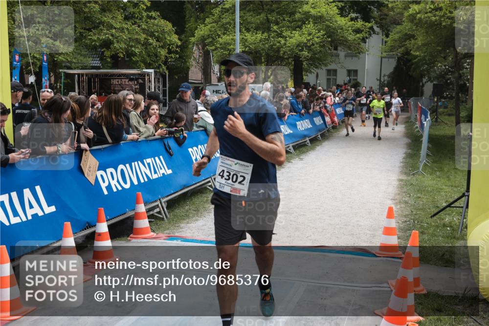 09.05.2026 - Störlauf H.Heesch http://msf.ph/oto/9685376 09.05.2026 19:02:31 Ziel 04821, 950, 4302, 3104, 4421 meine-sportfotos.de
