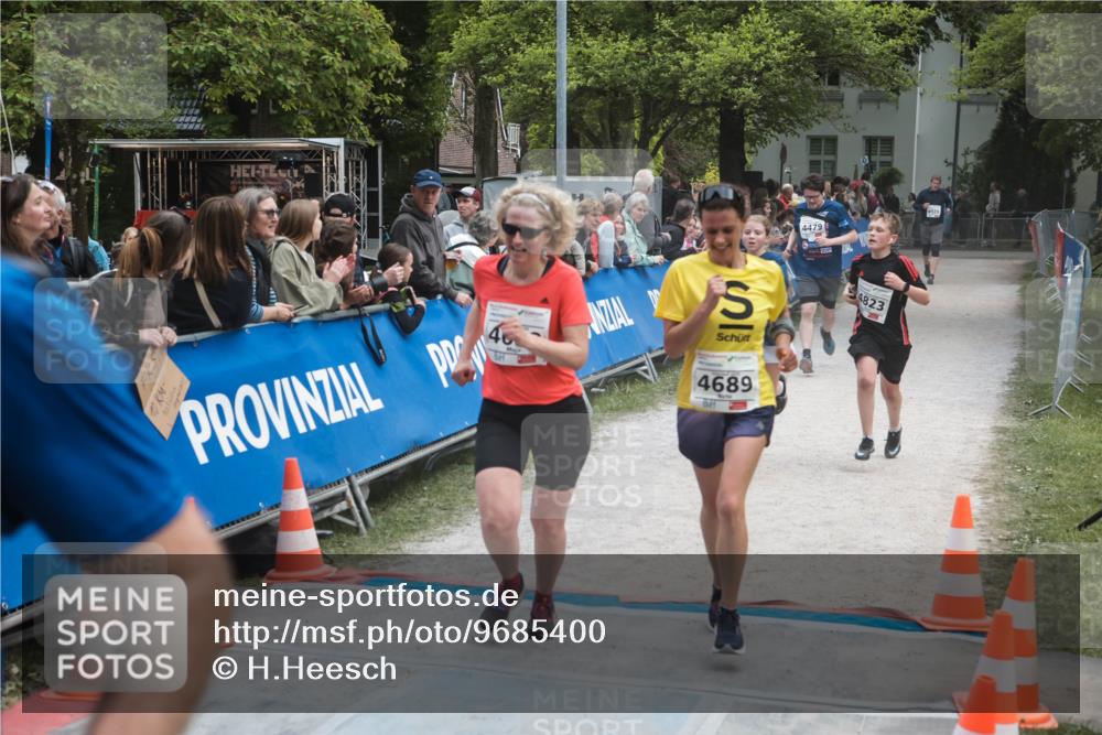 09.05.2026 - Störlauf H.Heesch http://msf.ph/oto/9685400 09.05.2026 19:02:45 Ziel 46, 4479, 4823, 4689 meine-sportfotos.de