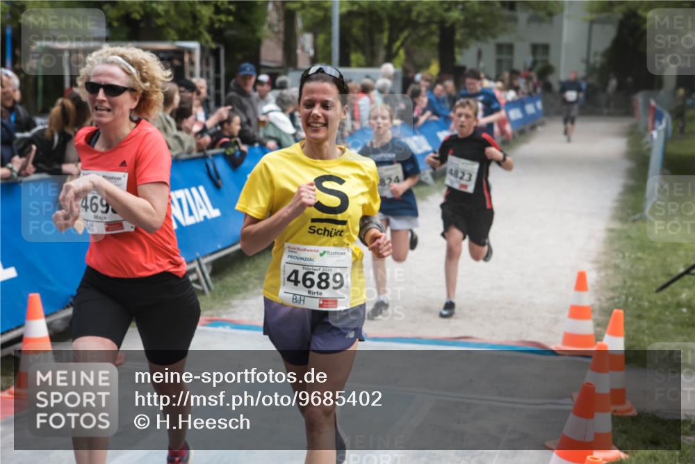 09.05.2026 - Störlauf H.Heesch http://msf.ph/oto/9685402 09.05.2026 19:02:46 Ziel 469, 2026, 4689, 4823 meine-sportfotos.de
