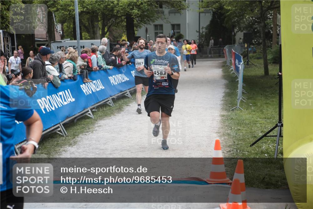 09.05.2026 - Störlauf H.Heesch http://msf.ph/oto/9685453 09.05.2026 19:03:30 Ziel 4660, 4987, 4583 meine-sportfotos.de