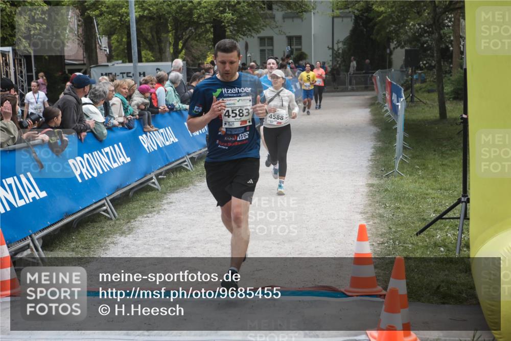 09.05.2026 - Störlauf H.Heesch http://msf.ph/oto/9685455 09.05.2026 19:03:31 Ziel 4662, 2026, 4583, 4588 meine-sportfotos.de