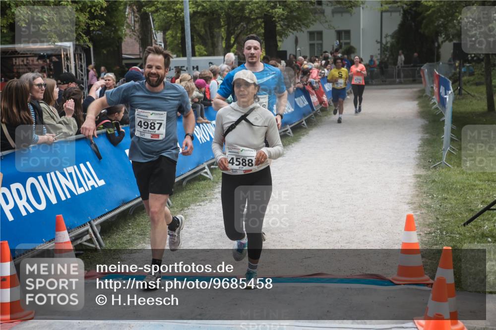 09.05.2026 - Störlauf H.Heesch http://msf.ph/oto/9685458 09.05.2026 19:03:33 Ziel 4987, 4588, 4792 meine-sportfotos.de
