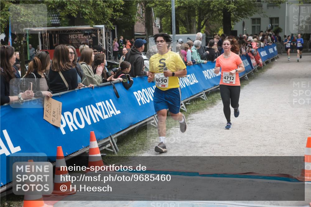 09.05.2026 - Störlauf H.Heesch http://msf.ph/oto/9685460 09.05.2026 19:03:39 Ziel 04824, 9, 4690, 4712 meine-sportfotos.de