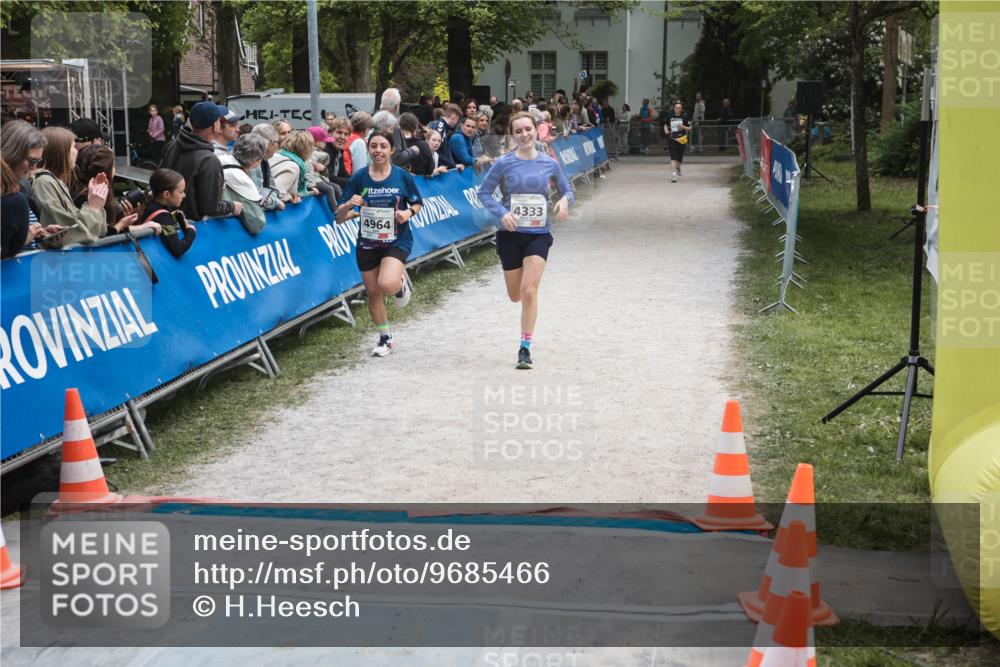 09.05.2026 - Störlauf H.Heesch http://msf.ph/oto/9685466 09.05.2026 19:03:45 Ziel 19580, 4964, 4333 meine-sportfotos.de
