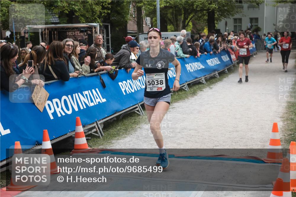 09.05.2026 - Störlauf H.Heesch http://msf.ph/oto/9685499 09.05.2026 19:04:13 Ziel 10, 5038, 5218 meine-sportfotos.de