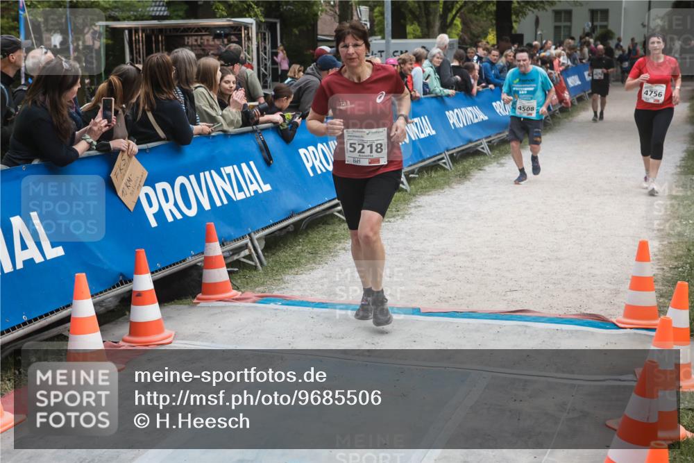 09.05.2026 - Störlauf H.Heesch http://msf.ph/oto/9685506 09.05.2026 19:04:17 Ziel 5218, 9, 4508, 27, 4756 meine-sportfotos.de