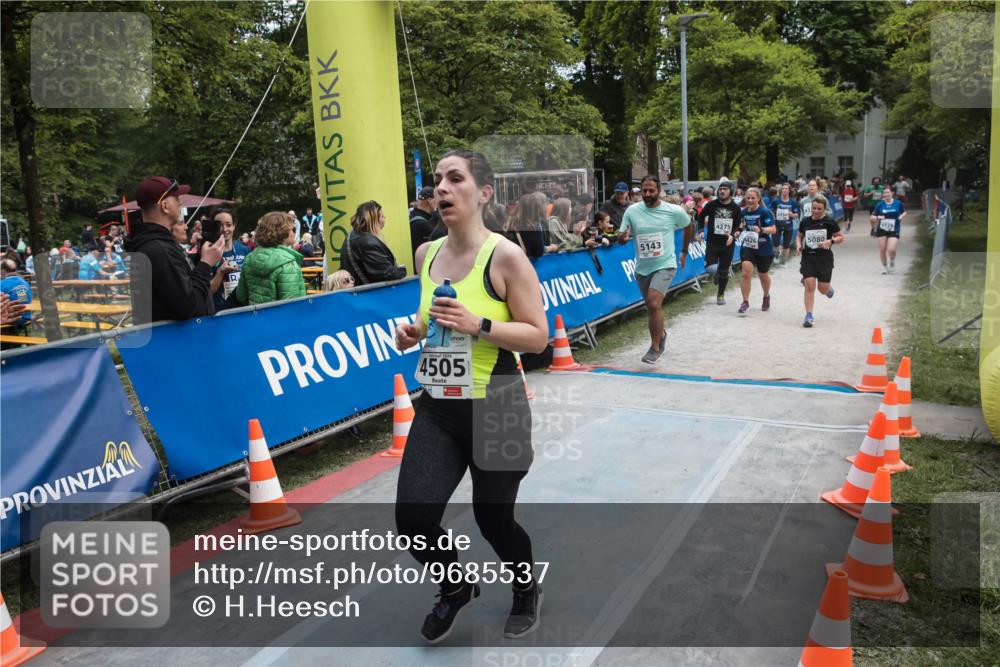 09.05.2026 - Störlauf H.Heesch http://msf.ph/oto/9685537 09.05.2026 19:04:42 Ziel 4505, 4275, 5128, 5143, 4426, 5080 meine-sportfotos.de