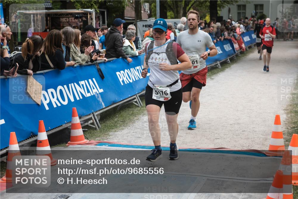 09.05.2026 - Störlauf H.Heesch http://msf.ph/oto/9685556 09.05.2026 19:04:53 Ziel 1, 5116, 4684 meine-sportfotos.de
