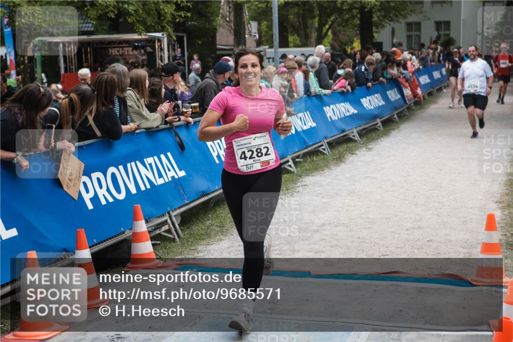 09.05.2026 - Störlauf H.Heesch http://msf.ph/oto/9685571 09.05.2026 19:05:09 Ziel 4282, 4556 meine-sportfotos.de