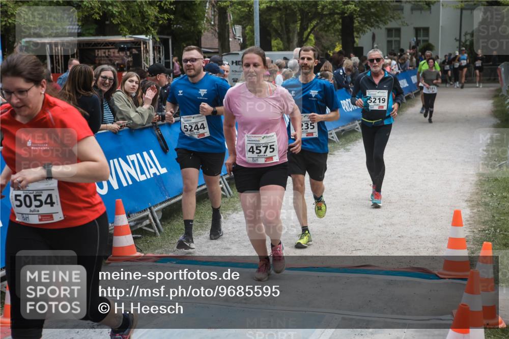 09.05.2026 - Störlauf H.Heesch http://msf.ph/oto/9685595 09.05.2026 19:05:23 Ziel 06874, 2026, 5054, 5244, 4575, 2351, 5219 meine-sportfotos.de