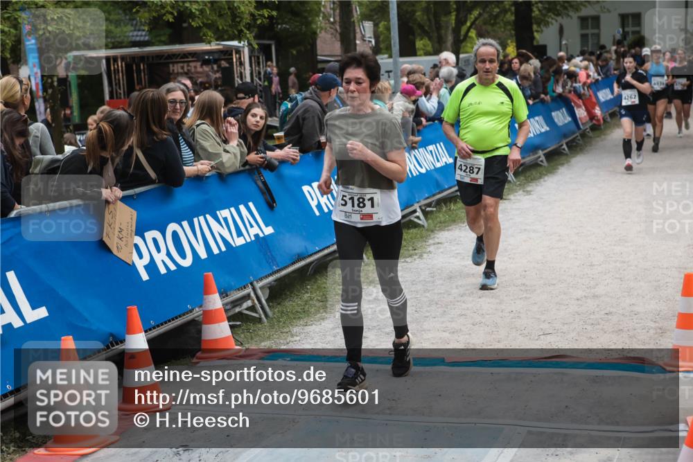 09.05.2026 - Störlauf H.Heesch http://msf.ph/oto/9685601 09.05.2026 19:05:30 Ziel 5181, 4287, 4262 meine-sportfotos.de