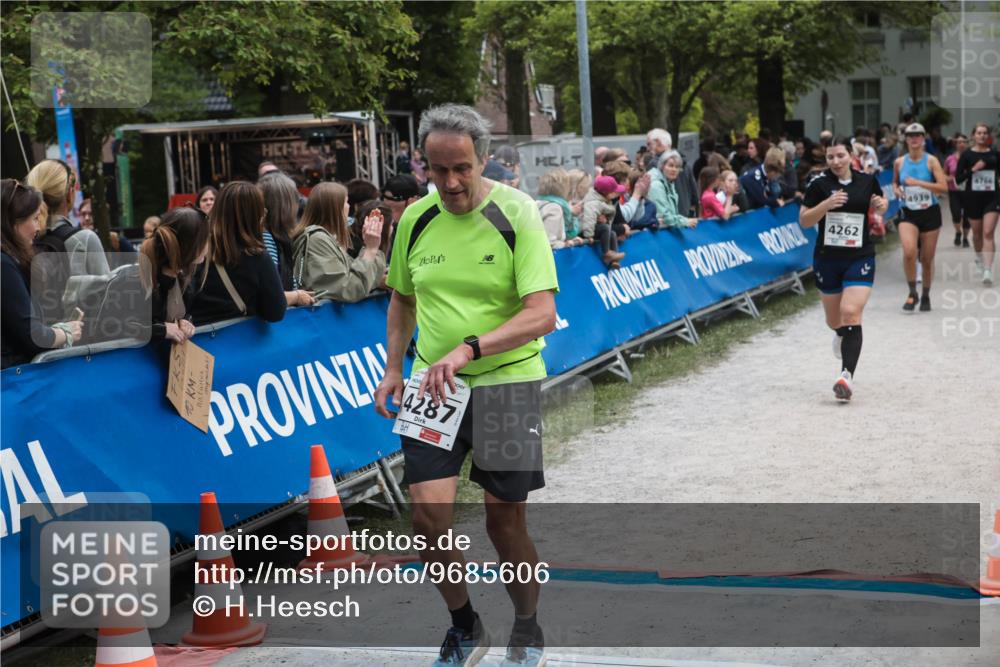09.05.2026 - Störlauf H.Heesch http://msf.ph/oto/9685606 09.05.2026 19:05:32 Ziel 4262, 4939, 4287 meine-sportfotos.de