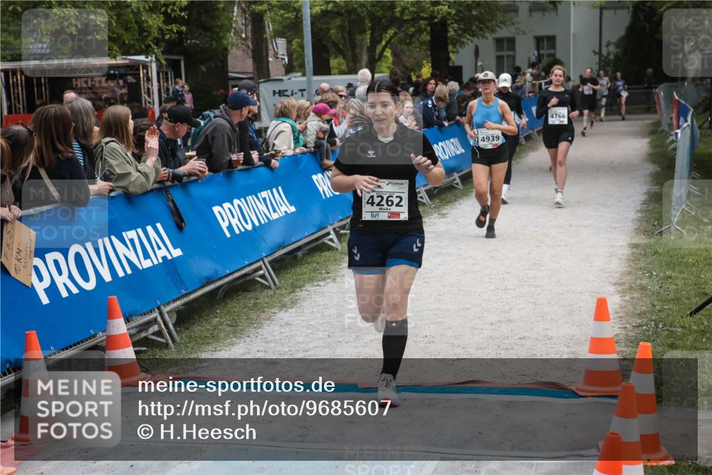 09.05.2026 - Störlauf H.Heesch http://msf.ph/oto/9685607 09.05.2026 19:05:33 Ziel 2026, 4262, 4939, 4766 meine-sportfotos.de