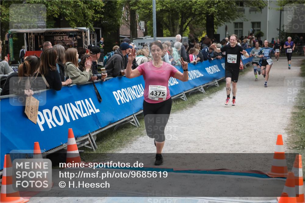 09.05.2026 - Störlauf H.Heesch http://msf.ph/oto/9685619 09.05.2026 19:05:39 Ziel 32, 4375, 4429, 4396 meine-sportfotos.de