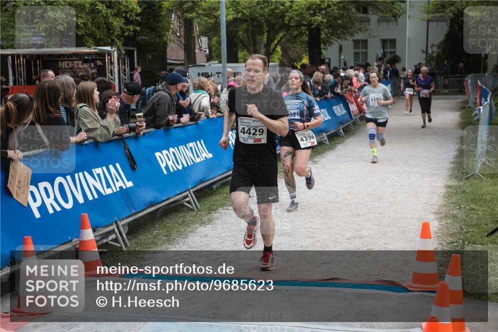 09.05.2026 - Störlauf H.Heesch http://msf.ph/oto/9685623 09.05.2026 19:05:41 Ziel 4429, 4396, 5155 meine-sportfotos.de
