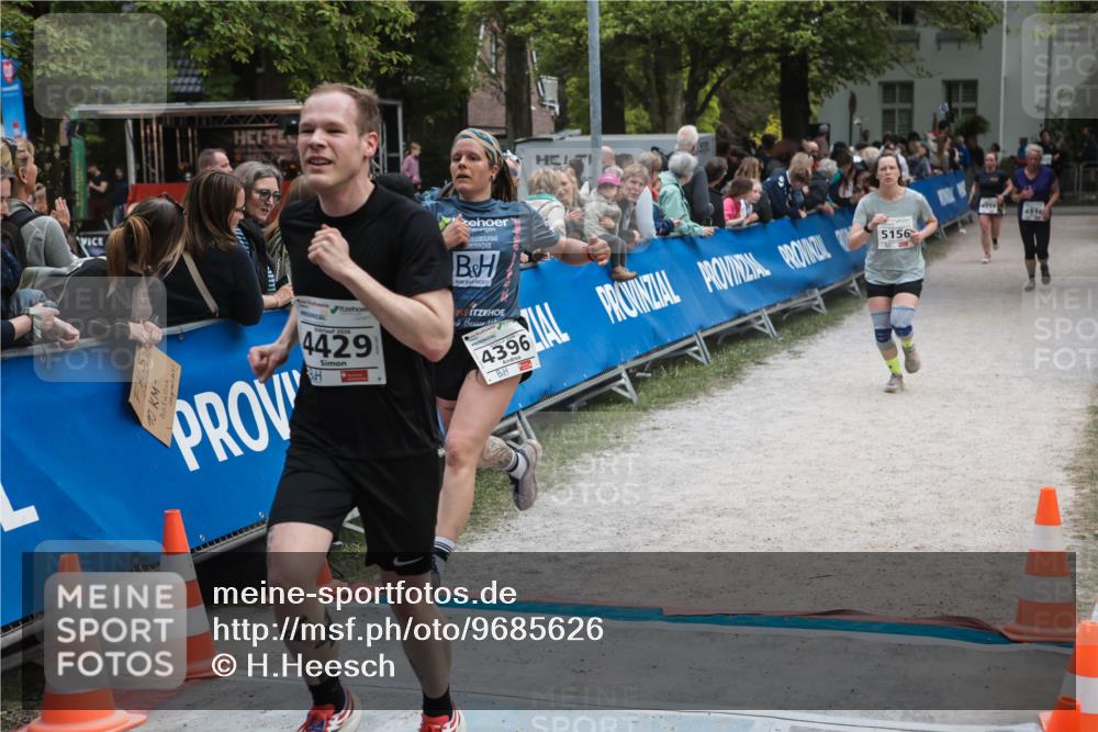 09.05.2026 - Störlauf H.Heesch http://msf.ph/oto/9685626 09.05.2026 19:05:42 Ziel 4396, 5156, 4916, 2026, 4429 meine-sportfotos.de