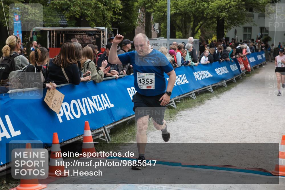 09.05.2026 - Störlauf H.Heesch http://msf.ph/oto/9685647 09.05.2026 19:06:04 Ziel 10, 4353, 4311 meine-sportfotos.de