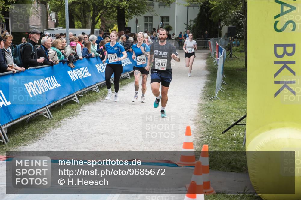 09.05.2026 - Störlauf H.Heesch http://msf.ph/oto/9685672 09.05.2026 19:06:41 Ziel 5258, 5250, 4281, 4487 meine-sportfotos.de
