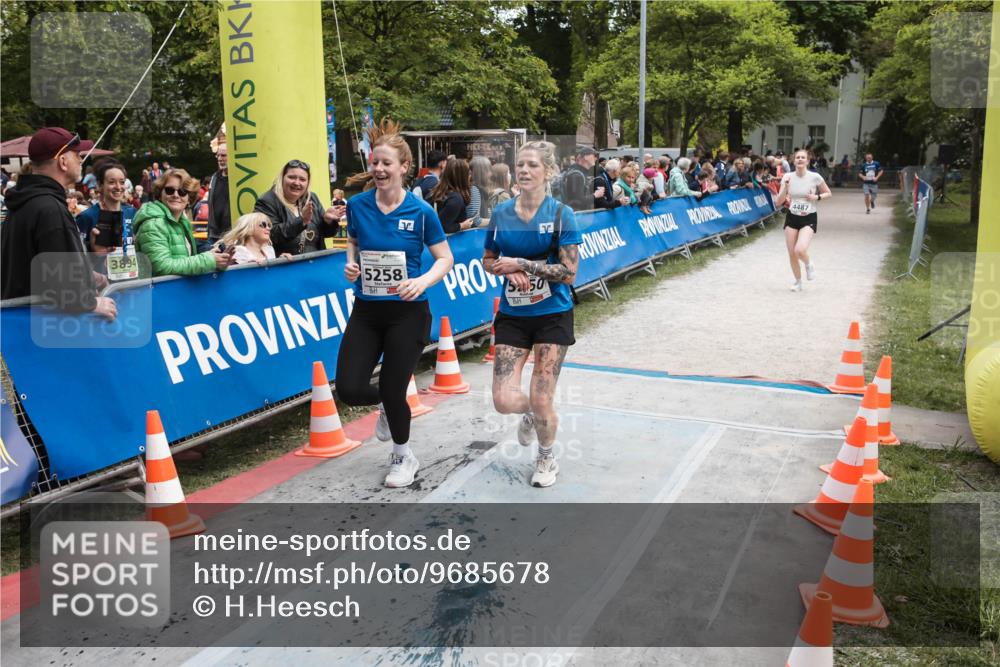 09.05.2026 - Störlauf H.Heesch http://msf.ph/oto/9685678 09.05.2026 19:06:44 Ziel 3894, 5258, 550, 4487 meine-sportfotos.de