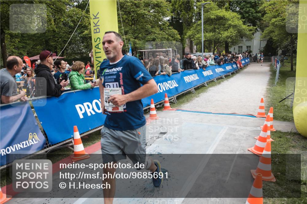 09.05.2026 - Störlauf H.Heesch http://msf.ph/oto/9685691 09.05.2026 19:06:53 Ziel 45 meine-sportfotos.de