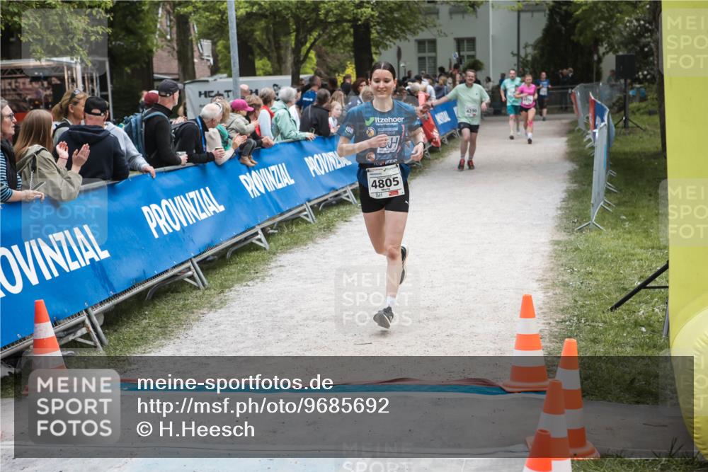 09.05.2026 - Störlauf H.Heesch http://msf.ph/oto/9685692 09.05.2026 19:07:01 Ziel 4831, 4805, 4290 meine-sportfotos.de
