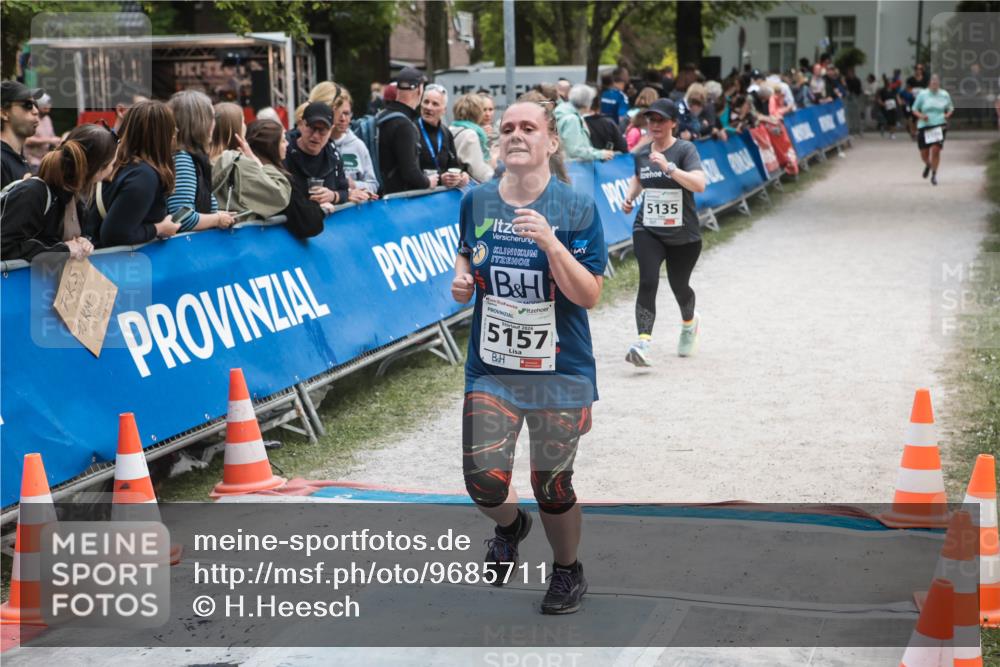 09.05.2026 - Störlauf H.Heesch http://msf.ph/oto/9685711 09.05.2026 19:07:12 Ziel 10, 5157, 5135 meine-sportfotos.de