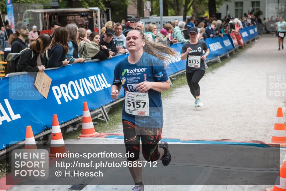 09.05.2026 - Störlauf H.Heesch http://msf.ph/oto/9685712 09.05.2026 19:07:13 Ziel 2026, 5157, 5135 meine-sportfotos.de