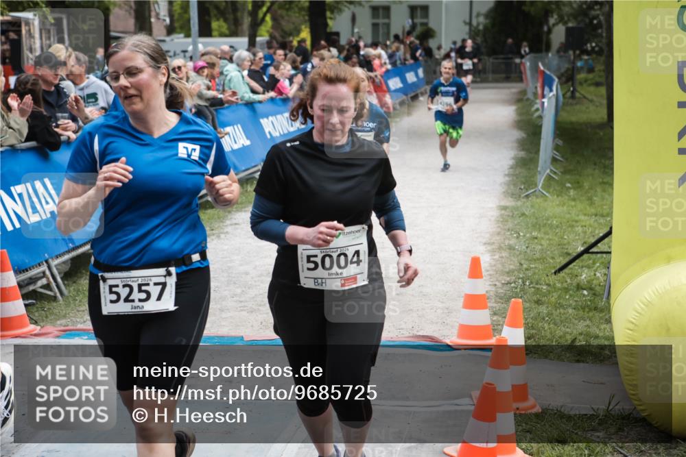 09.05.2026 - Störlauf H.Heesch http://msf.ph/oto/9685725 09.05.2026 19:07:27 Ziel 2026, 5257, 2026, 5004 meine-sportfotos.de