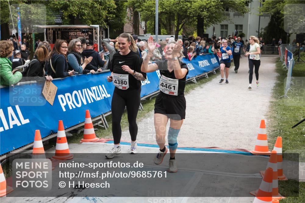 09.05.2026 - Störlauf H.Heesch http://msf.ph/oto/9685761 09.05.2026 19:08:11 Ziel 04823, 4380, 4461, 4395, 4945, 4419 meine-sportfotos.de
