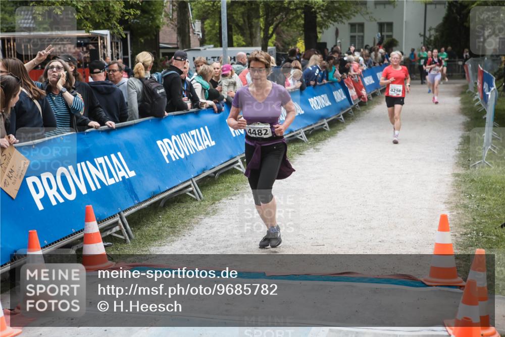 09.05.2026 - Störlauf H.Heesch http://msf.ph/oto/9685782 09.05.2026 19:08:29 Ziel 10, 4482, 4298 meine-sportfotos.de