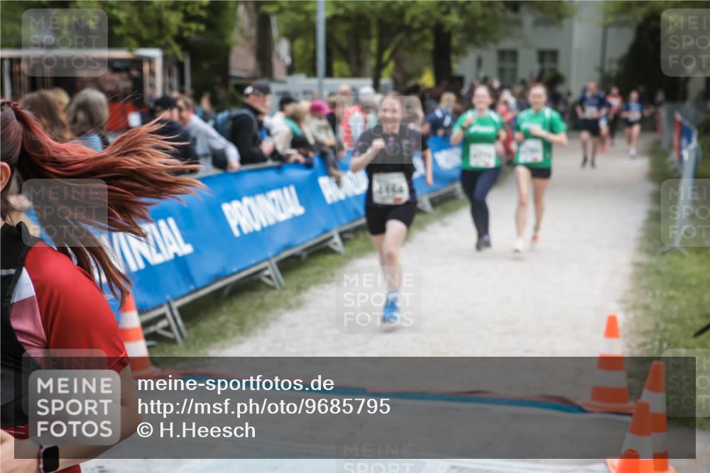 09.05.2026 - Störlauf H.Heesch http://msf.ph/oto/9685795 09.05.2026 19:08:37 Ziel 4164 meine-sportfotos.de
