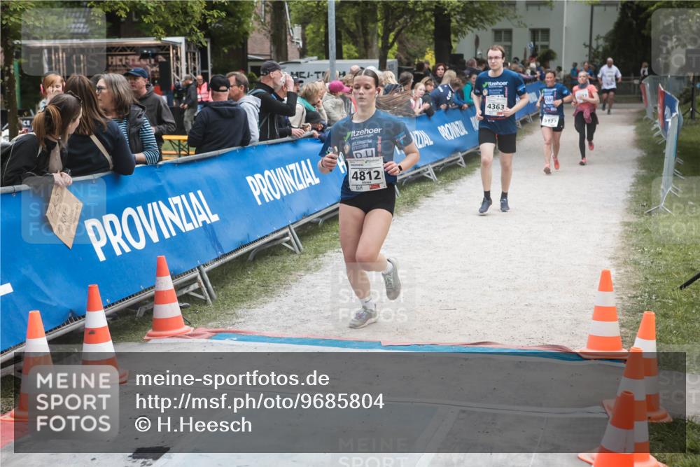 09.05.2026 - Störlauf H.Heesch http://msf.ph/oto/9685804 09.05.2026 19:08:42 Ziel 4812, 4363, 5157 meine-sportfotos.de