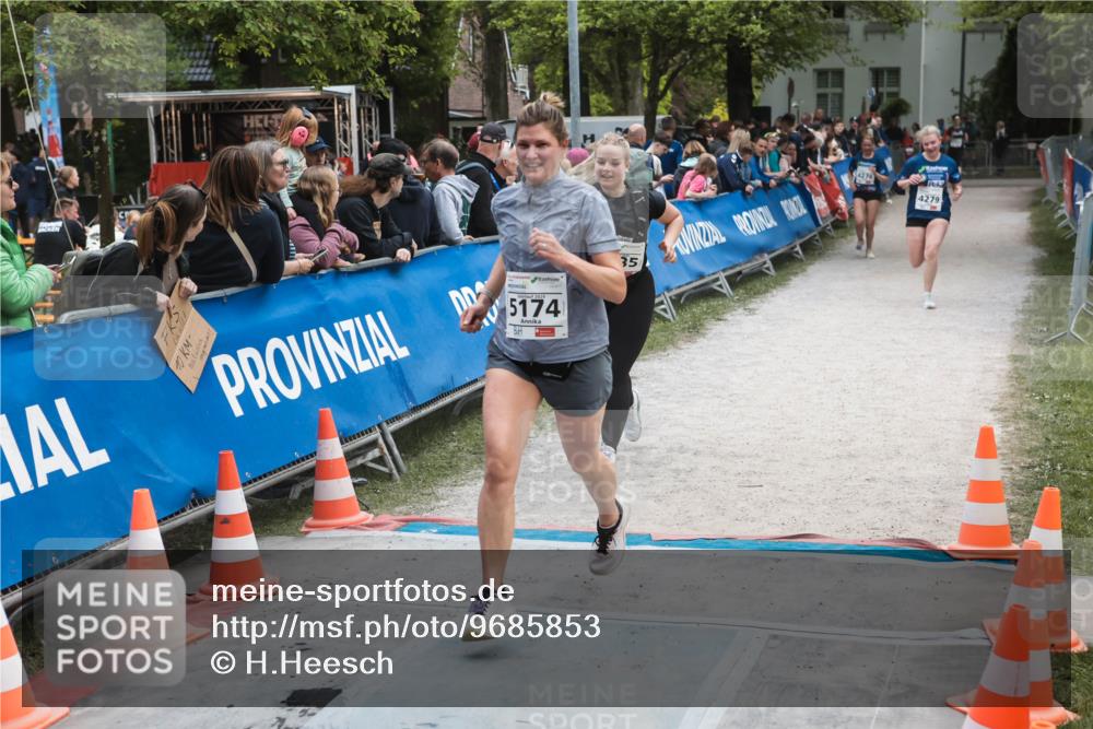 09.05.2026 - Störlauf H.Heesch http://msf.ph/oto/9685853 09.05.2026 19:09:34 Ziel 5174, 35, 4276, 4279 meine-sportfotos.de