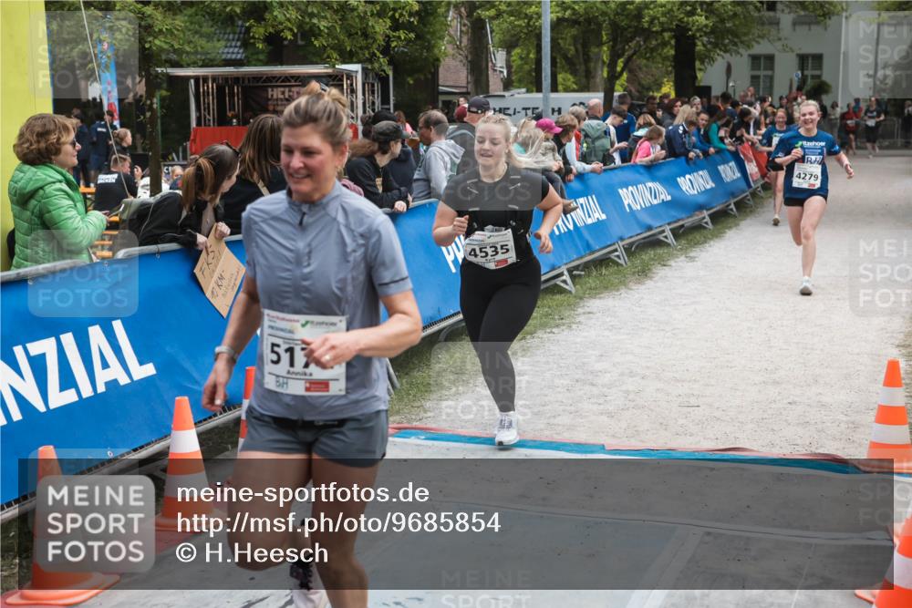 09.05.2026 - Störlauf H.Heesch http://msf.ph/oto/9685854 09.05.2026 19:09:35 Ziel 51, 4279, 4535 meine-sportfotos.de