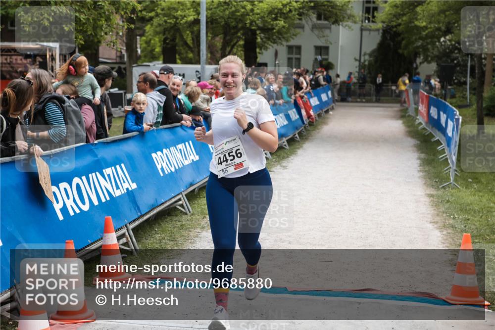 09.05.2026 - Störlauf H.Heesch http://msf.ph/oto/9685880 09.05.2026 19:10:24 Ziel 4456 meine-sportfotos.de