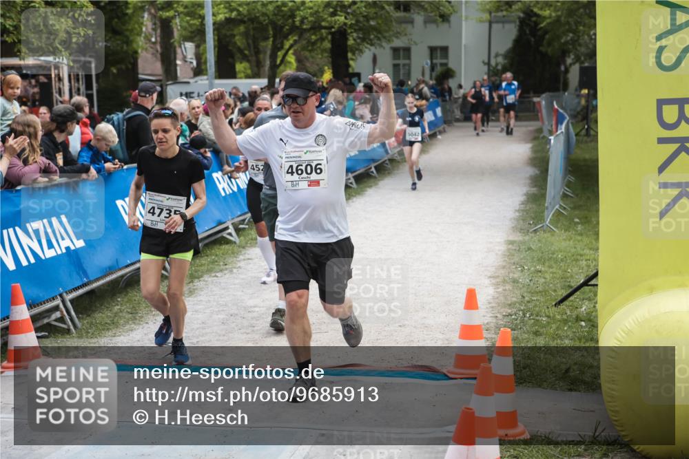 09.05.2026 - Störlauf H.Heesch http://msf.ph/oto/9685913 09.05.2026 19:11:17 Ziel 4735, 452, 4606, 5042 meine-sportfotos.de