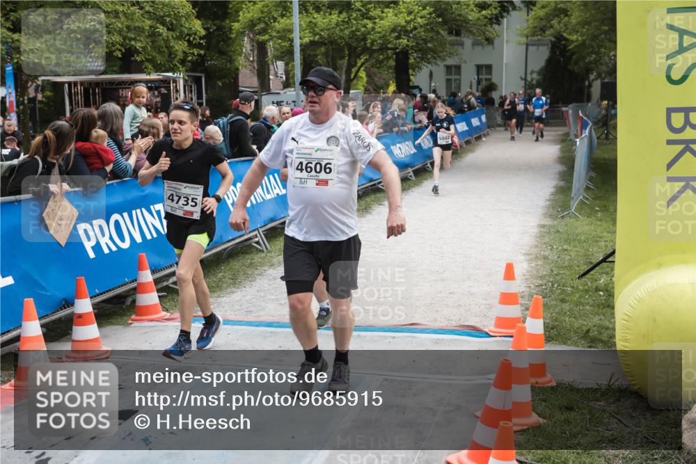 09.05.2026 - Störlauf H.Heesch http://msf.ph/oto/9685915 09.05.2026 19:11:17 Ziel 4735, 4606, 5042 meine-sportfotos.de