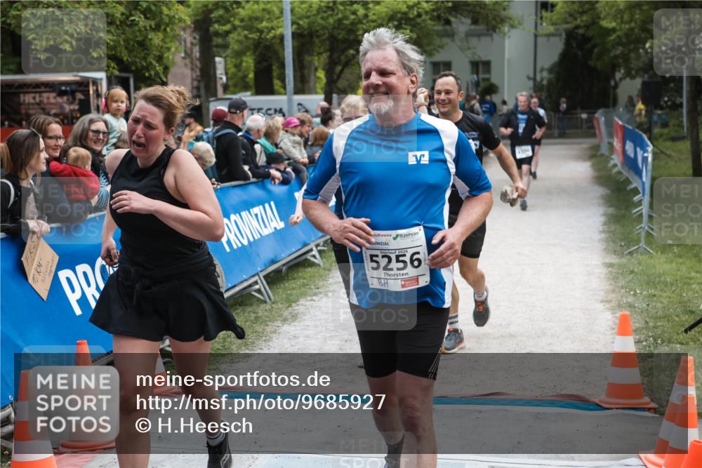 09.05.2026 - Störlauf H.Heesch http://msf.ph/oto/9685927 09.05.2026 19:11:29 Ziel 2026, 5256, 1304 meine-sportfotos.de