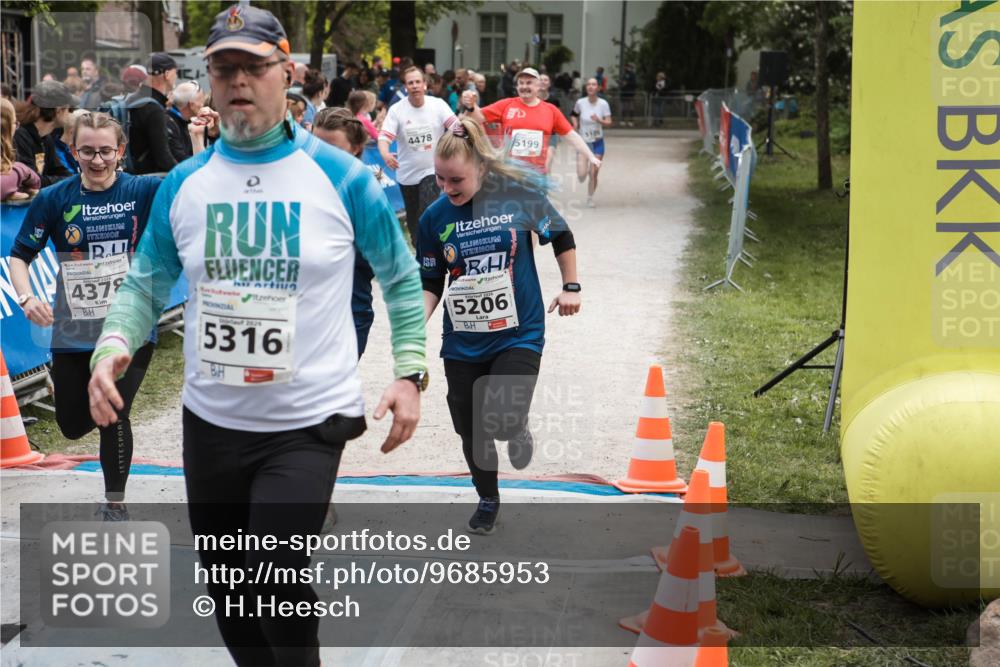 09.05.2026 - Störlauf H.Heesch http://msf.ph/oto/9685953 09.05.2026 19:12:03 Ziel 2026, 4378, 2026, 5316, 4478, 3105, 5199, 5206 meine-sportfotos.de