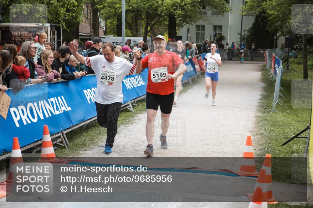 09.05.2026 - Störlauf H.Heesch http://msf.ph/oto/9685956 09.05.2026 19:12:05 Ziel 04821, 95, 4478, 5199, 5105 meine-sportfotos.de