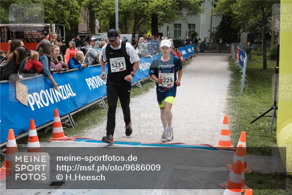 09.05.2026 - Störlauf H.Heesch http://msf.ph/oto/9686009 09.05.2026 19:14:15 Ziel 048249, 5231, 225 meine-sportfotos.de