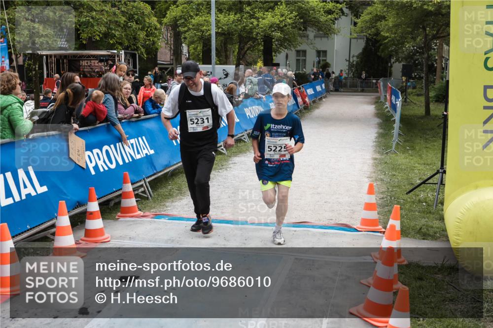 09.05.2026 - Störlauf H.Heesch http://msf.ph/oto/9686010 09.05.2026 19:14:16 Ziel 04821, 9, 5231, 5225 meine-sportfotos.de