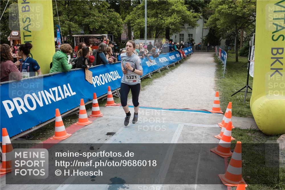 09.05.2026 - Störlauf H.Heesch http://msf.ph/oto/9686018 09.05.2026 19:15:02 Ziel 5321 meine-sportfotos.de