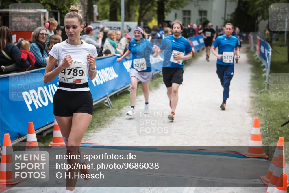 09.05.2026 - Störlauf H.Heesch http://msf.ph/oto/9686038 09.05.2026 19:16:01 Ziel 2026, 4789, 5511, 5270, 5272 meine-sportfotos.de
