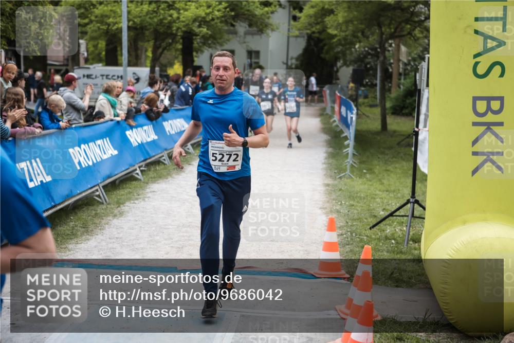 09.05.2026 - Störlauf H.Heesch http://msf.ph/oto/9686042 09.05.2026 19:16:03 Ziel 5272, 3852, 3039 meine-sportfotos.de
